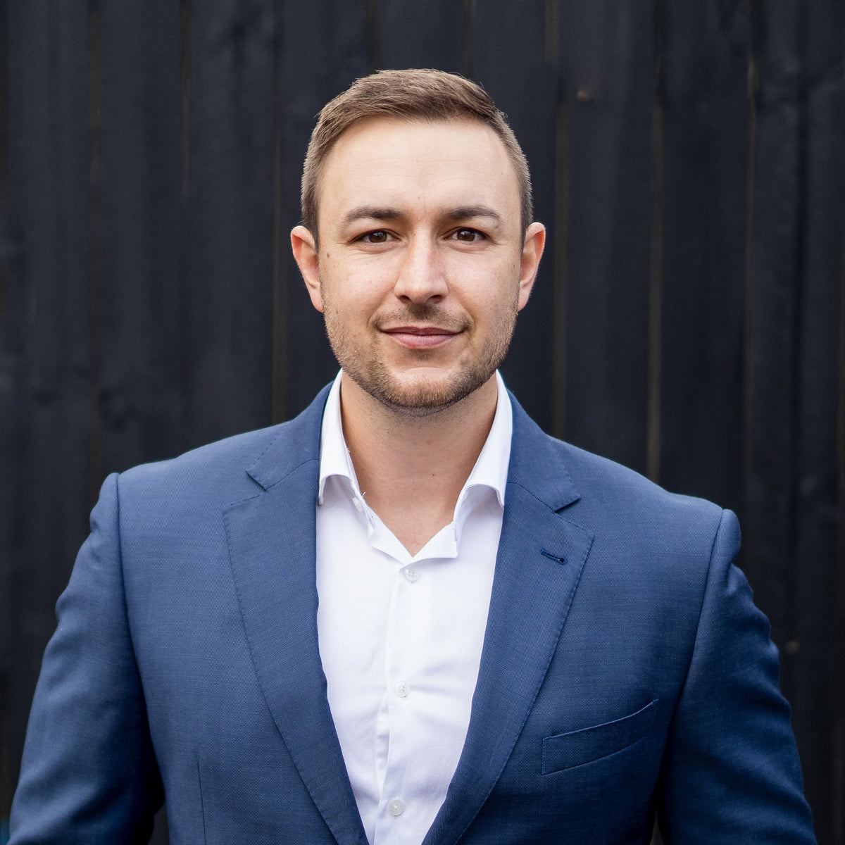 AUTHOR SPOTLIGHT Daniel Walsh Major Street Publishing